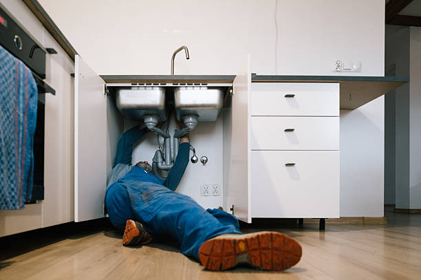 Professional Pipe Repair technician working in Rollingbay, WA